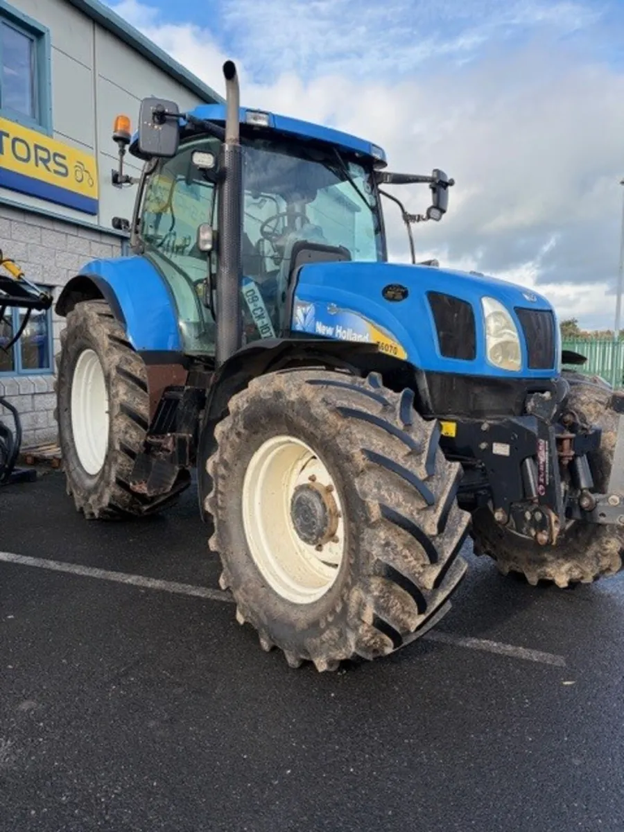New Holland  6070 R/C - Image 1