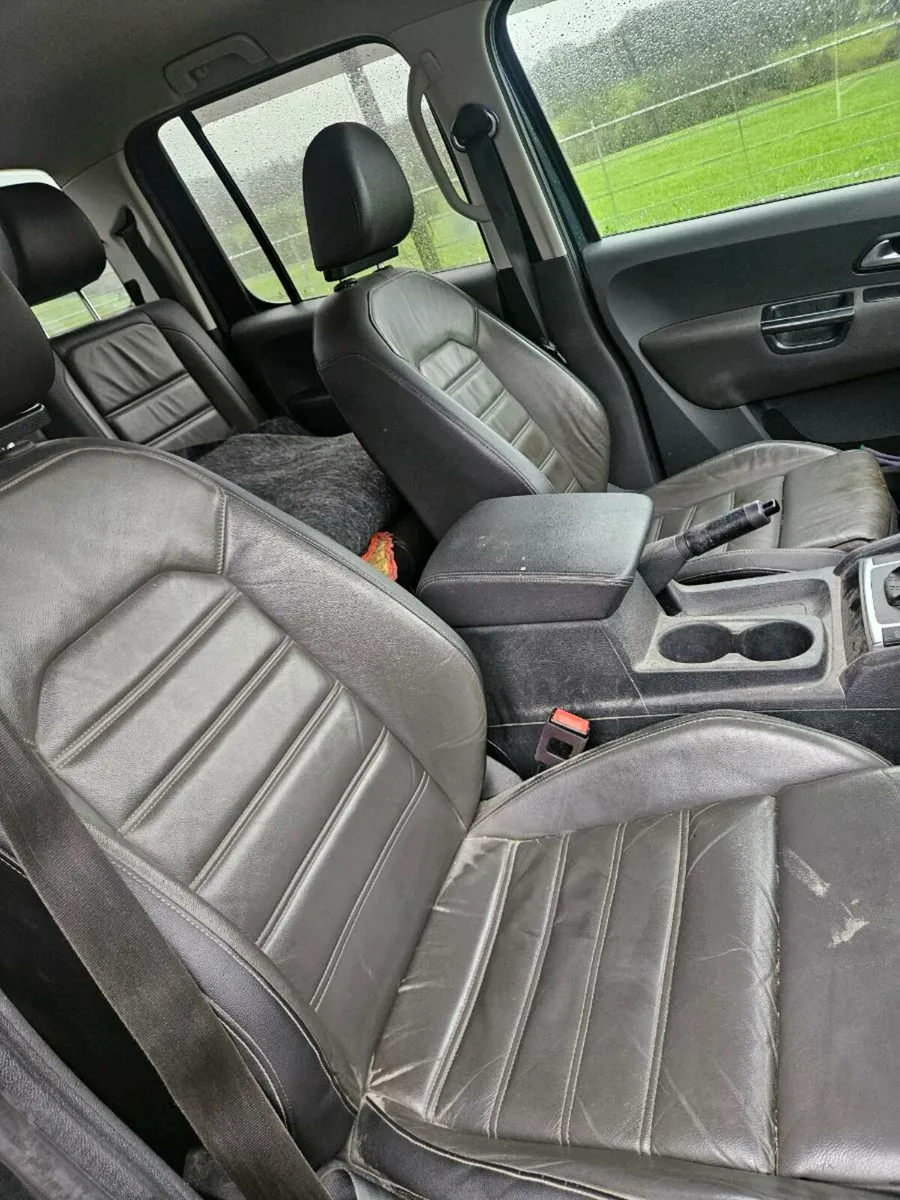 Amarok  3.0 v6 low miles! - Image 3