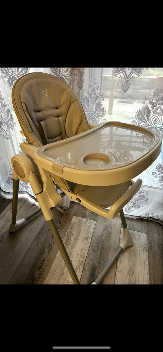 Nup nup high chair