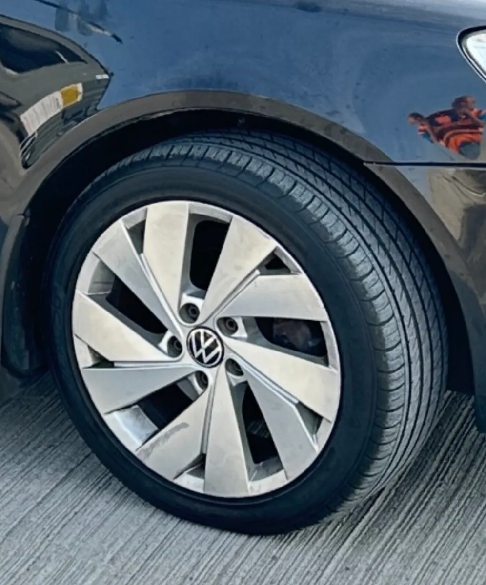 Golf 17” Alloys set - Image 2
