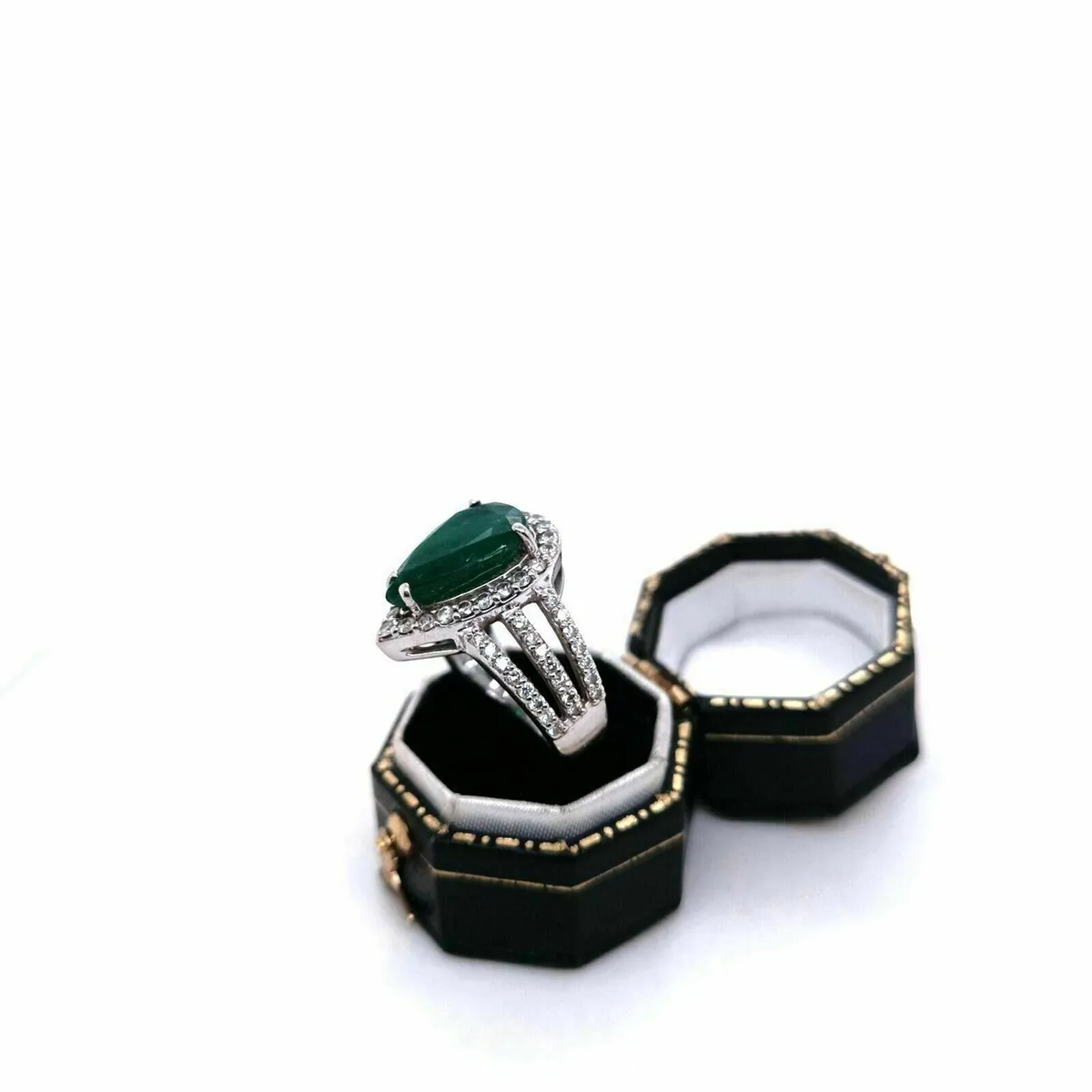 Pear Shape Emerald & Diamond Ring, 14k Gold - Image 3