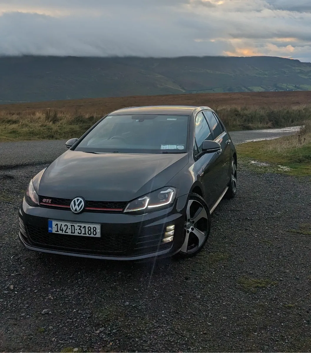 Volkswagen Golf GTI Performance Pack 2014 - Image 1