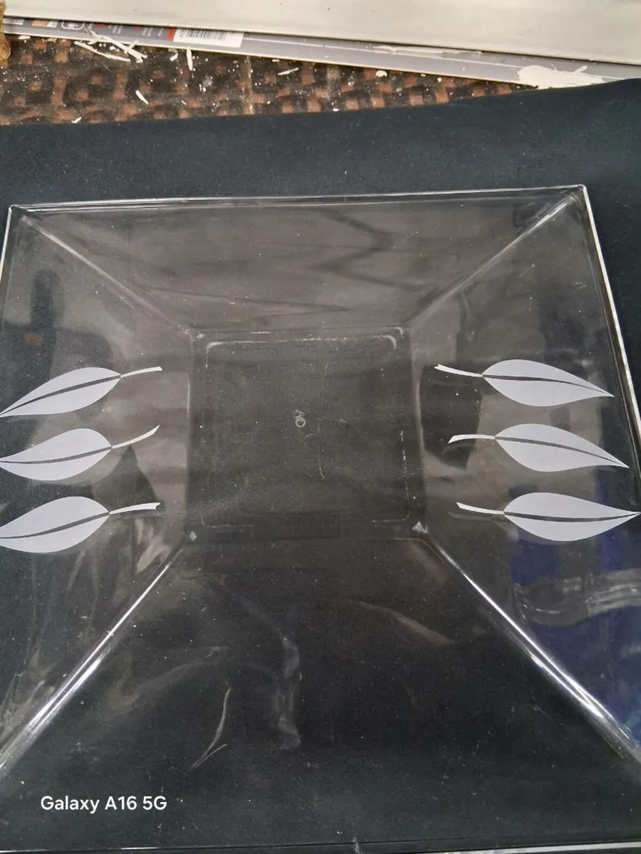 Glass bowl - Image 2