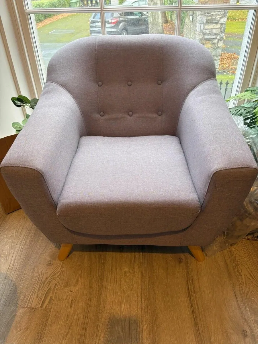 Armchair - Image 1