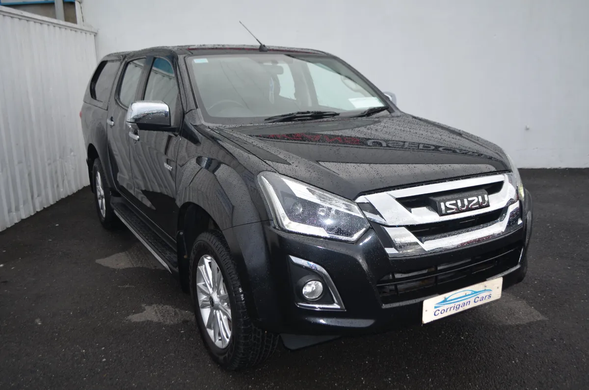 IMMACULATE LOW MILEAGE YUKON-PRICE INCLS VAT - Image 3