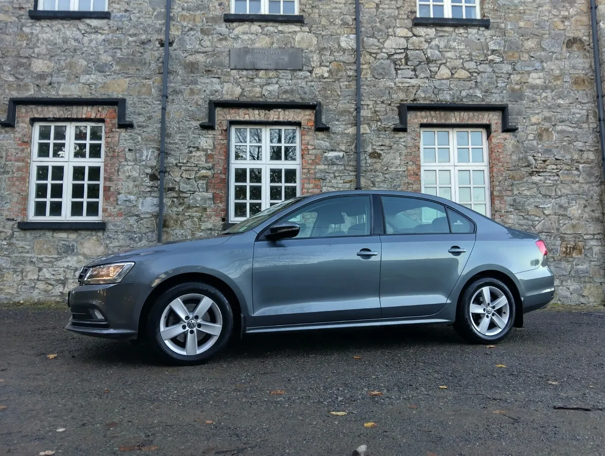2015 VW Jetta Comfortline TSI. NCT 2026 & Taxed - Image 1