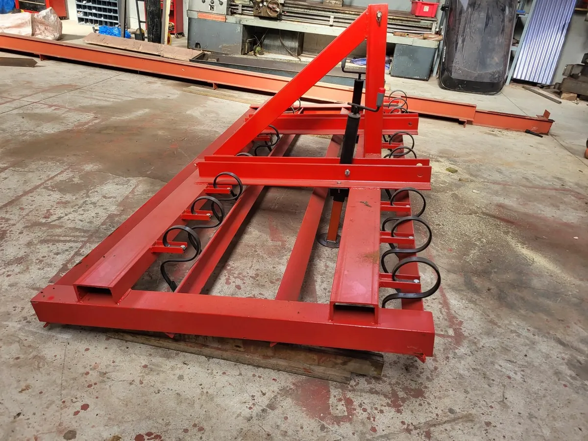 Farm machinery - Image 1