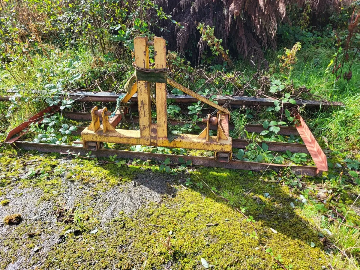 Farm machinery - Image 2