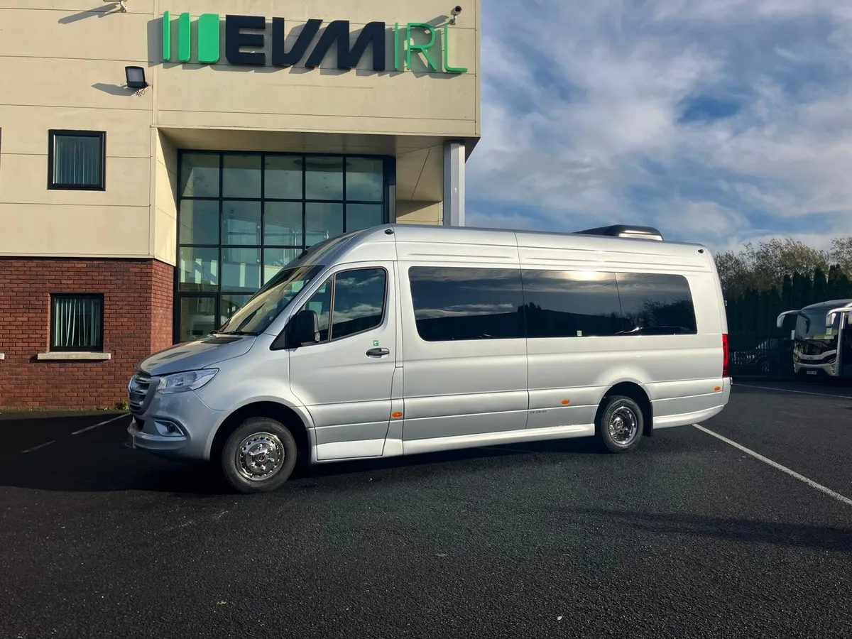 22 + D Classic Sprinter - Immediate Delivery - Image 3