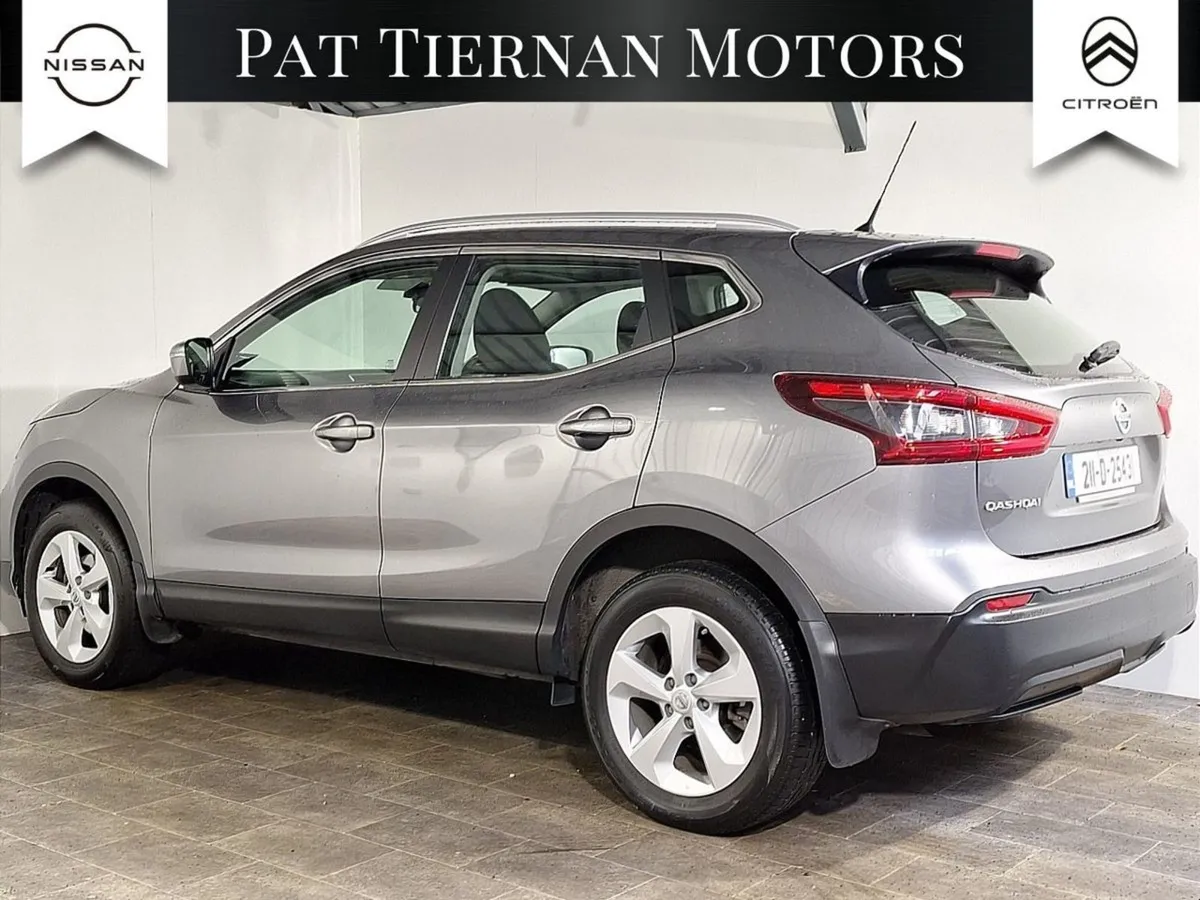 Nissan QASHQAI 1.3 PET SV - Image 2