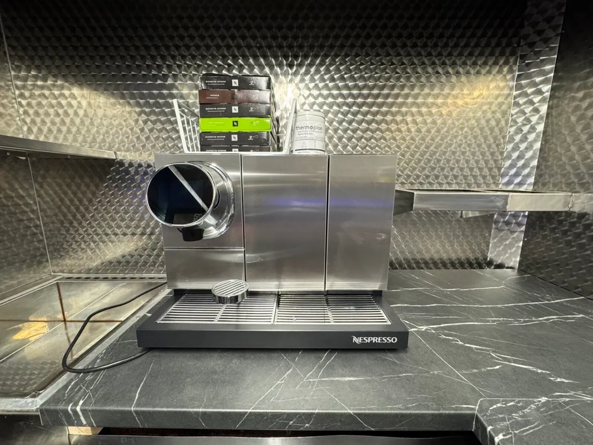 Multi purpose food truck - Image 3