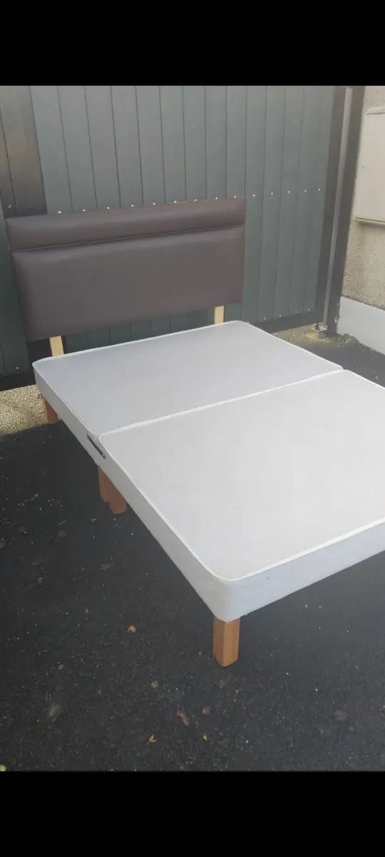 Double bed - Image 1