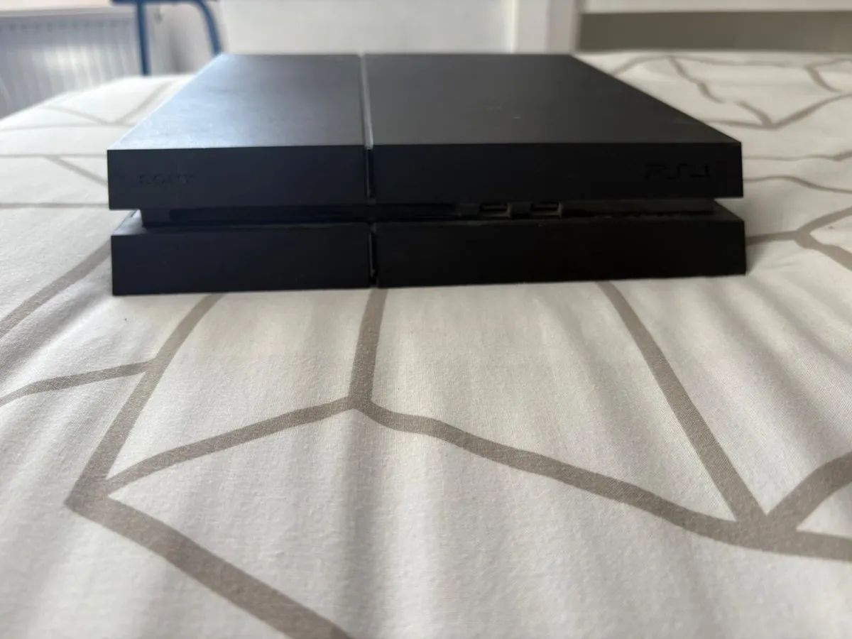 PS4 - Image 2