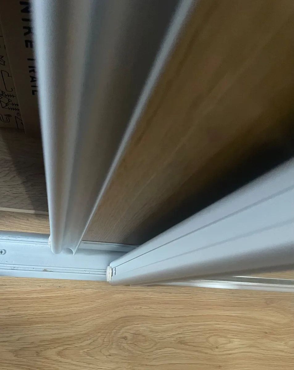 Wardrobe Sliding Doors x 4 - Image 2