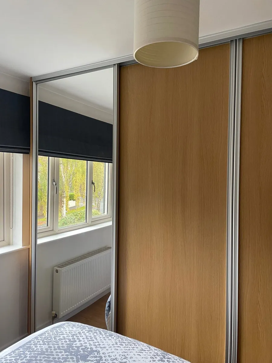 Wardrobe Sliding Doors x 4 - Image 4