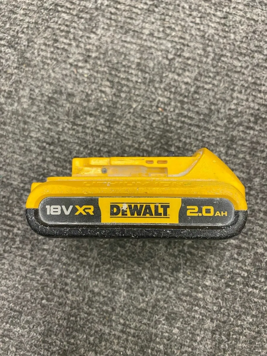 Dewalt 2AH Battery - Image 1