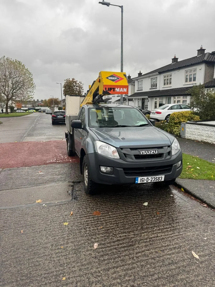 2015 Isuzu DMAX Cherrypicker VERSALIFT - Image 2