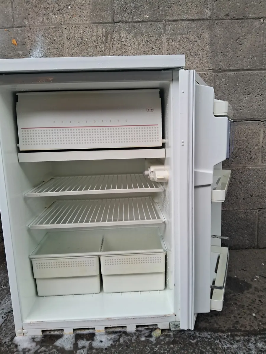 UNDER COUNTER FRIDGE AND FREEZER - Image 3