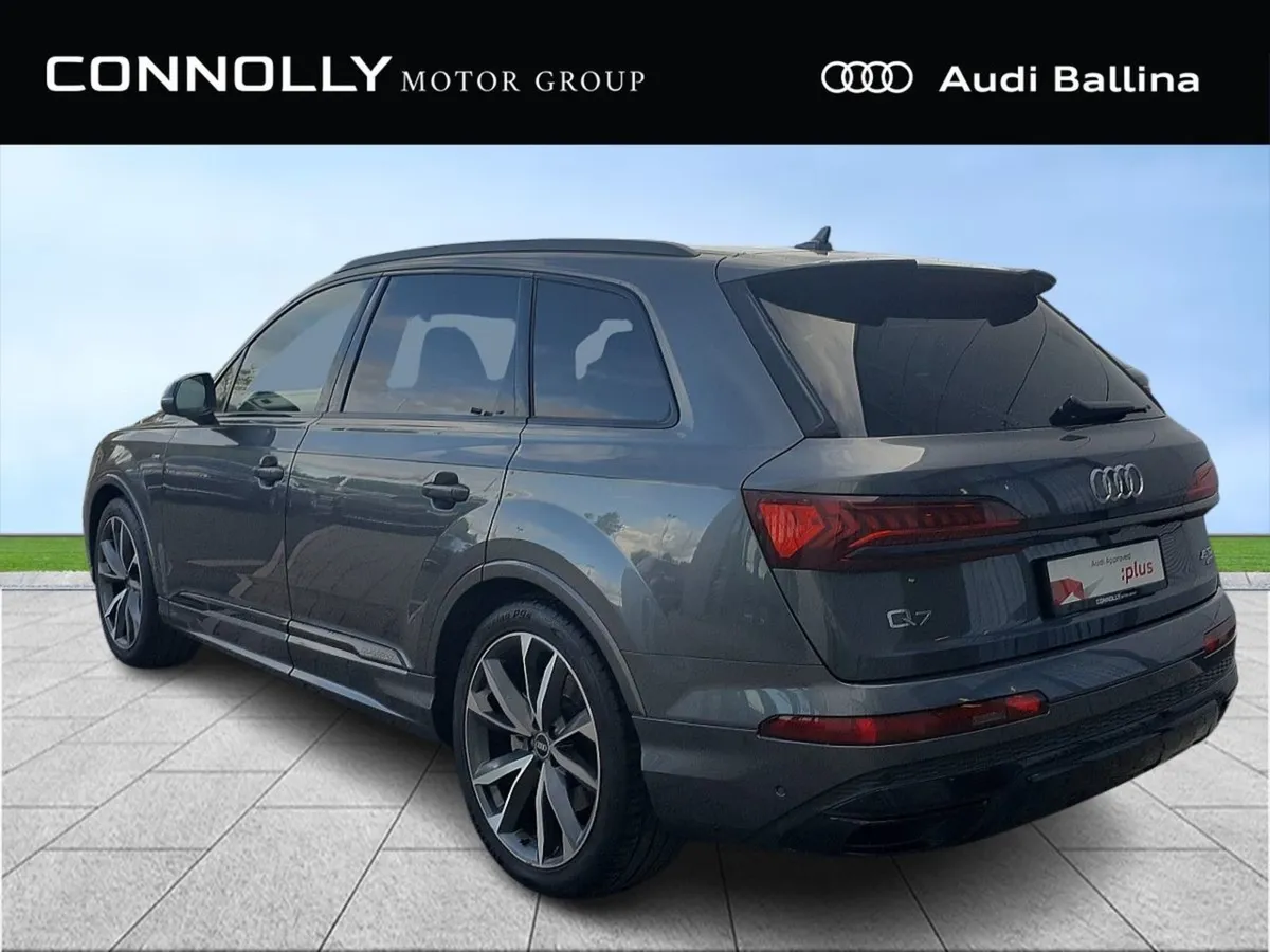 Audi Q7 S Line BLK ED With Upgraded Sports Seats - Image 4
