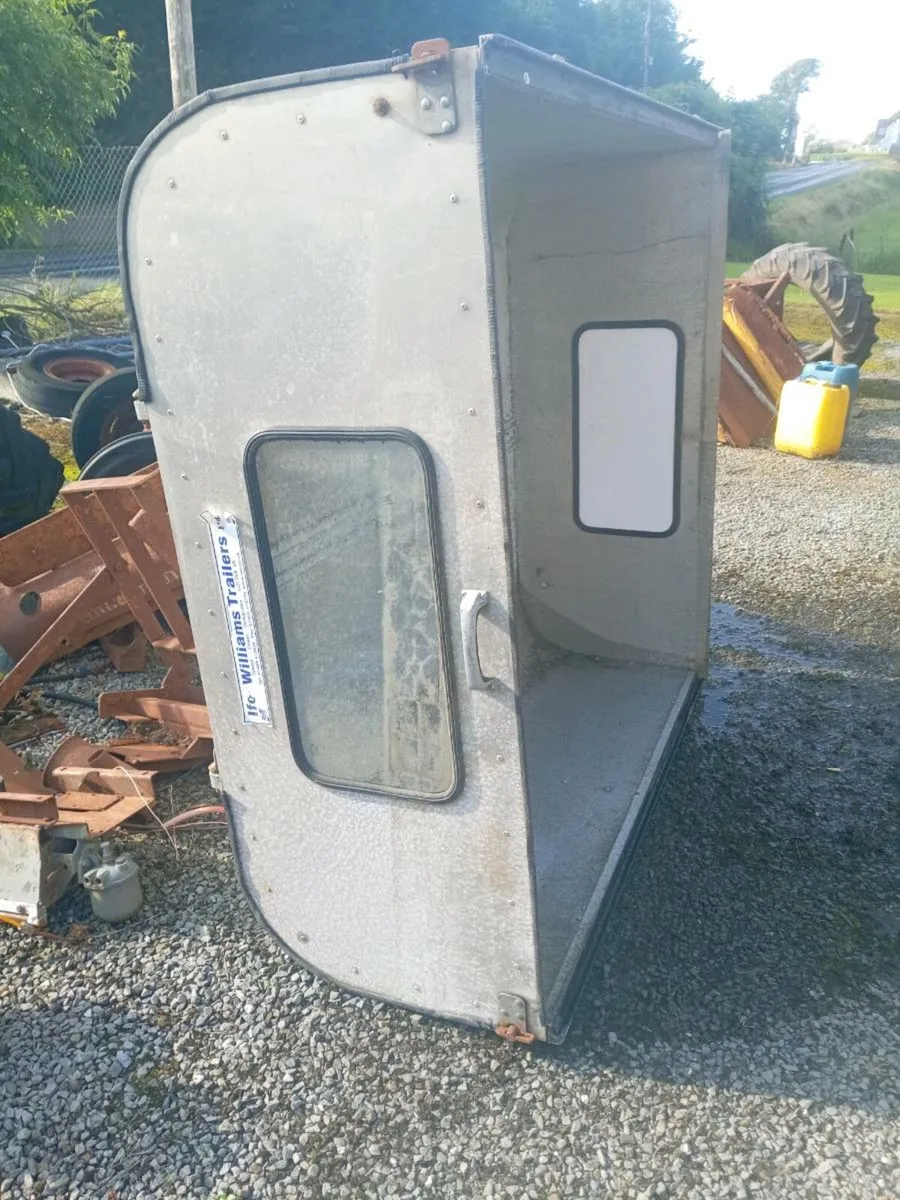 Isuzu crew cab canopys - Image 4