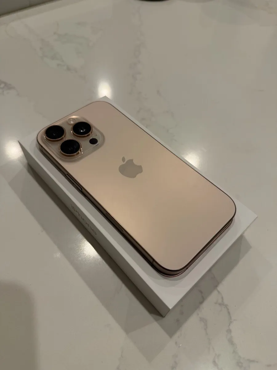 iPhone 16 Pro - Image 1