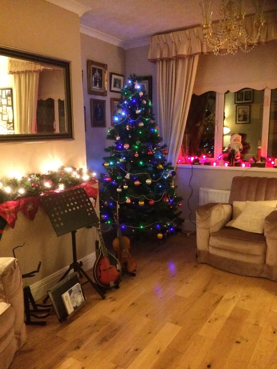 Christmas tree artificial - Image 3