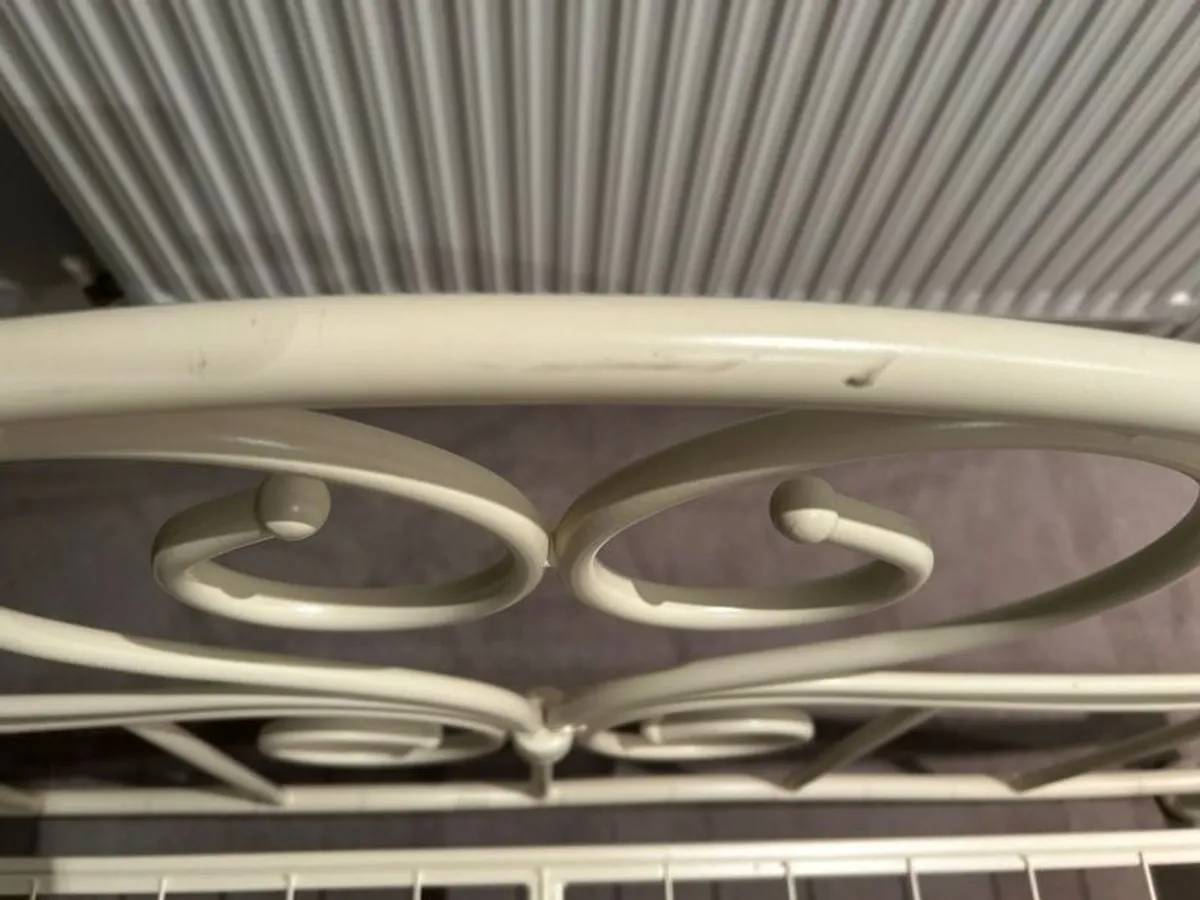 Metal Bed frame - Image 4