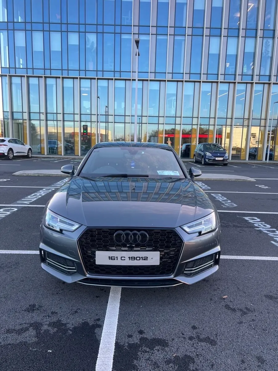 Audi A4 2016 - Image 2