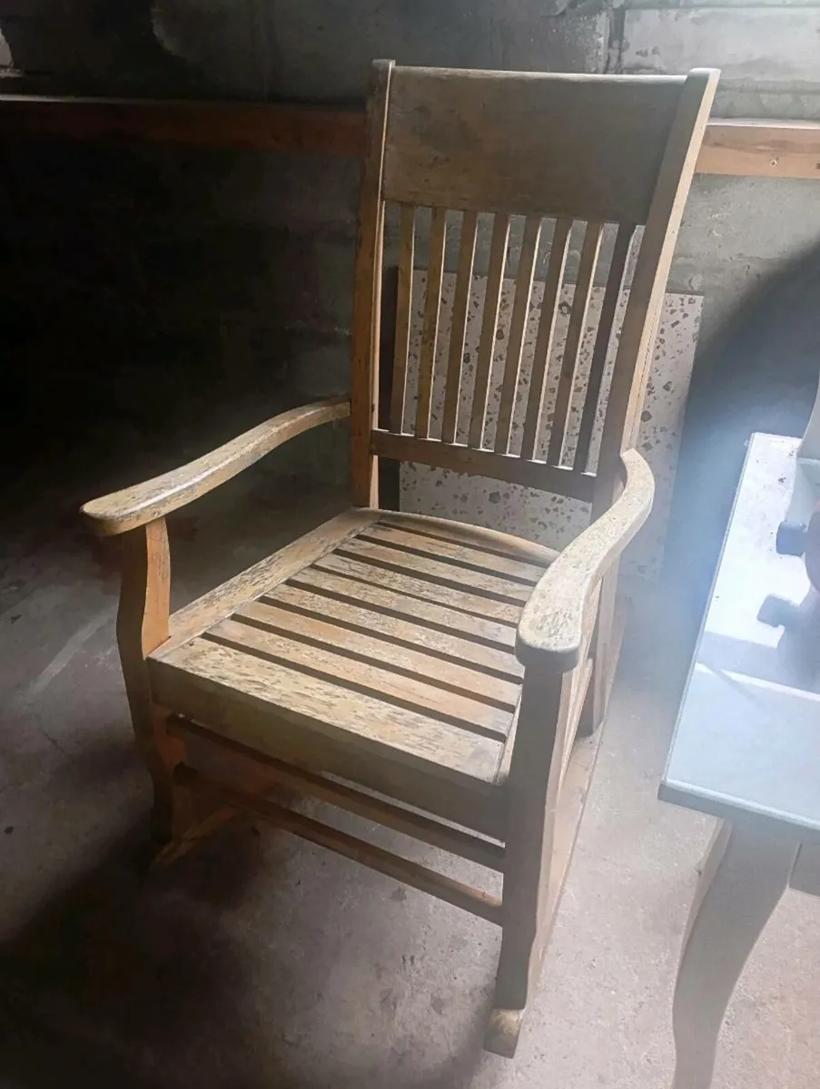 Rocking chair - Image 2