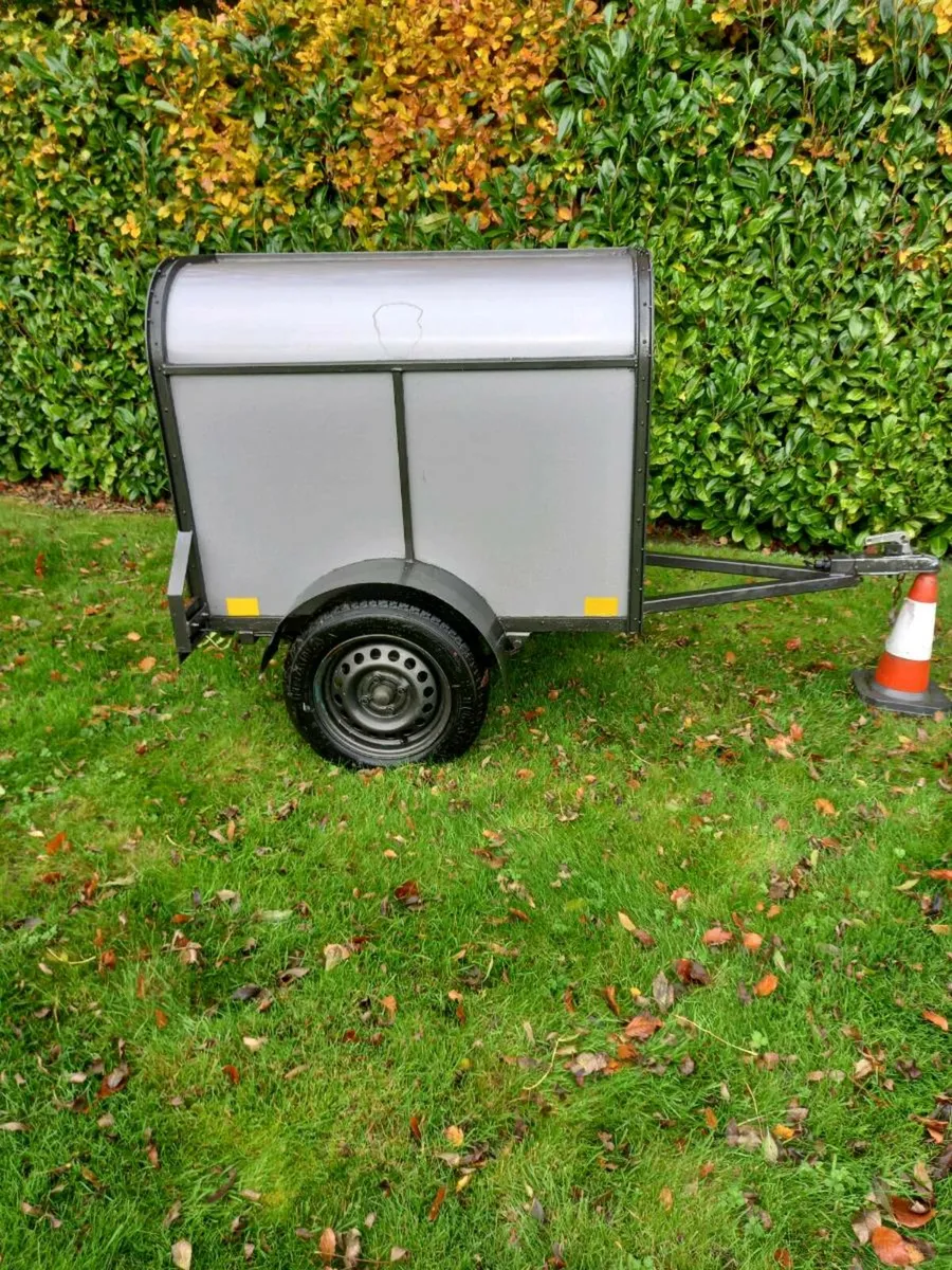 Dog trailer - Image 1