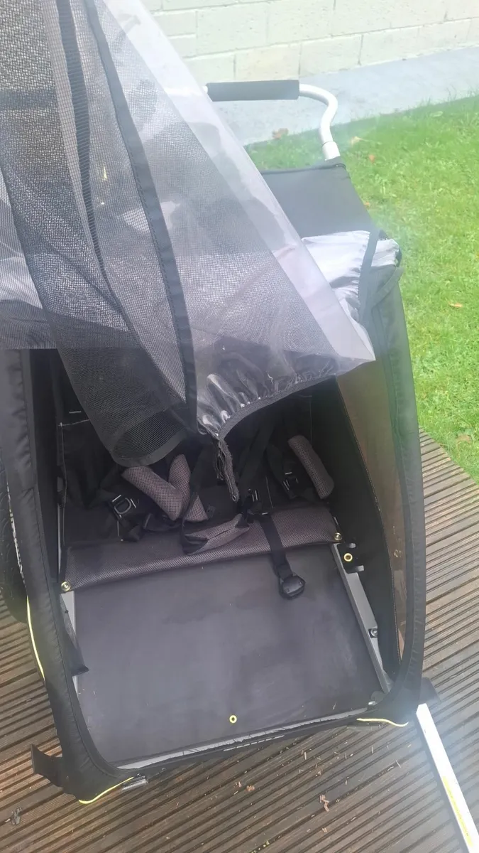 Thule Bike Trailer - Image 3