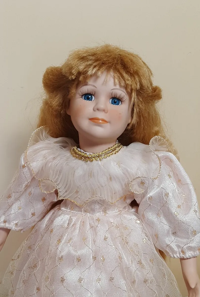 Porcelain dolls - Image 1