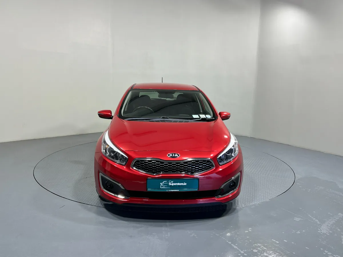 Kia Ceed EX 1.6 Crdi 172 - Image 2