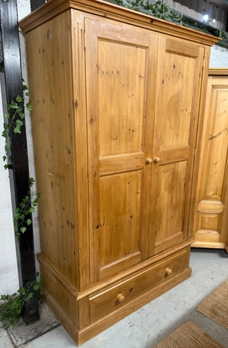 Solid oak wardrobe with drawers