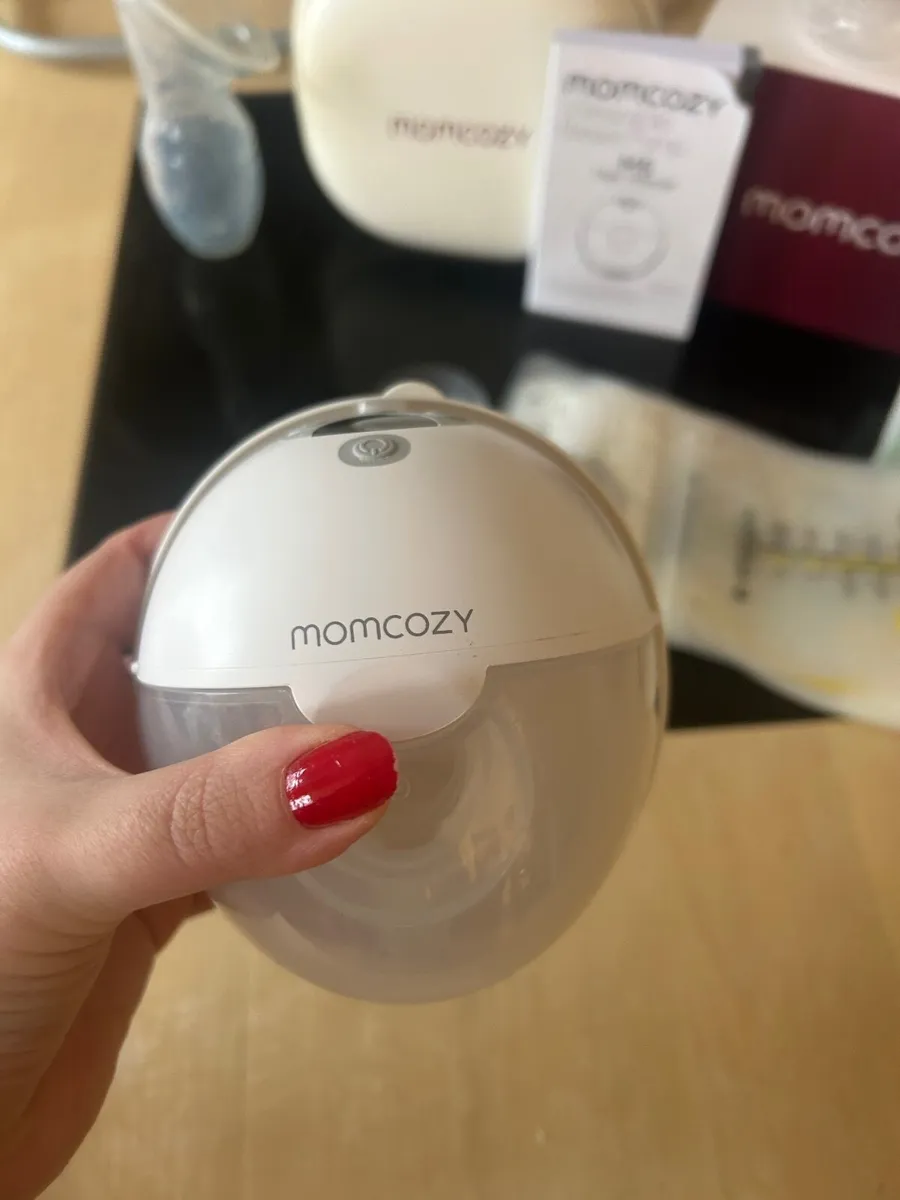 Momcozy M5 singular breast pump bundle - Image 2