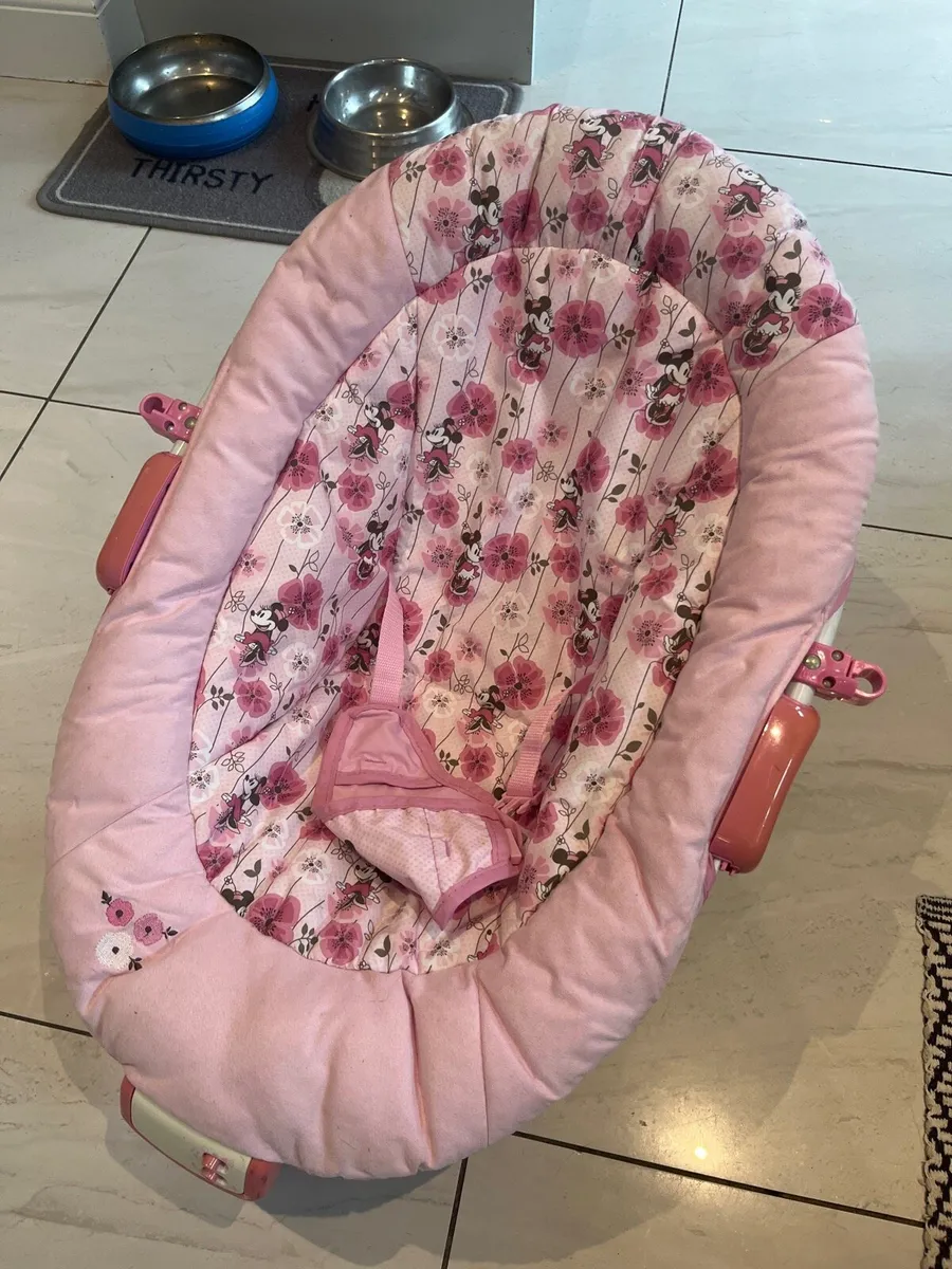 Baby bouncy chair - Image 1