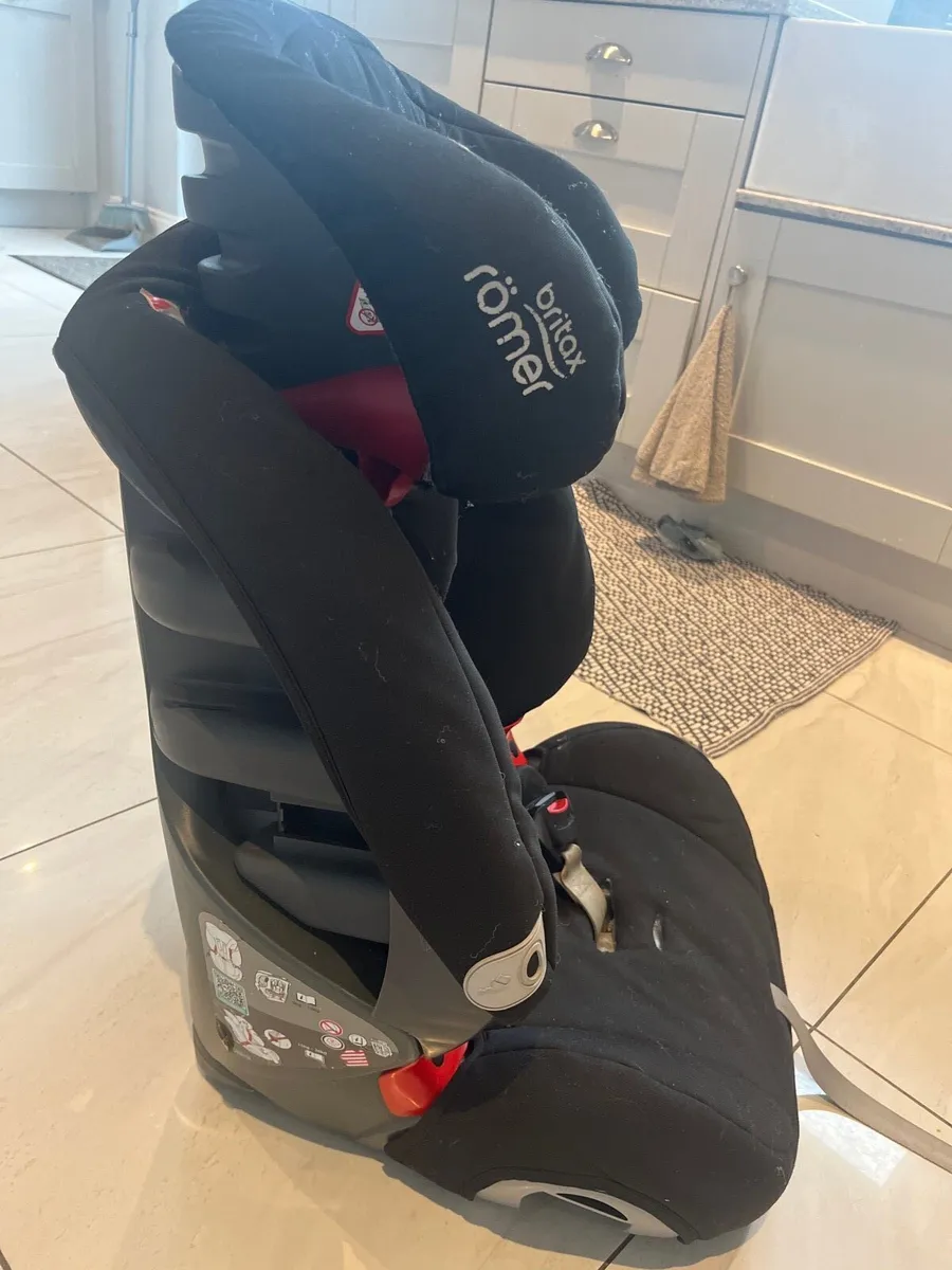 Car seat - Image 3