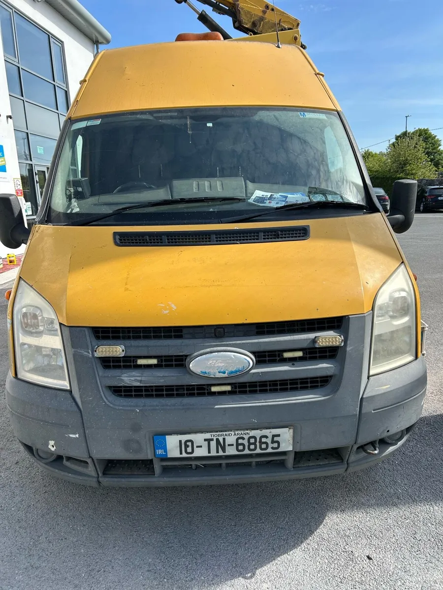 Cherry picker van 13.5 m - Image 2