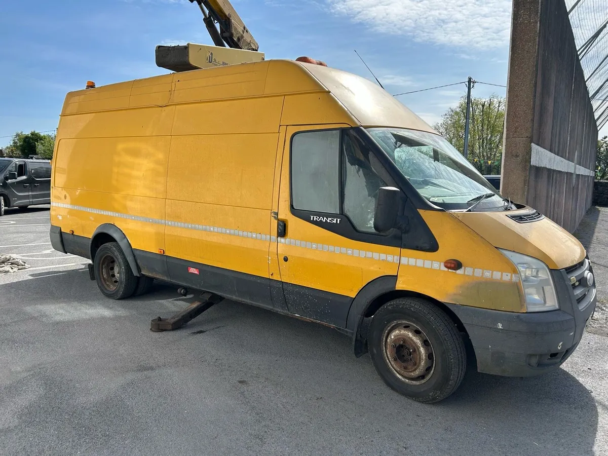 Cherry picker van 13.5 m - Image 3
