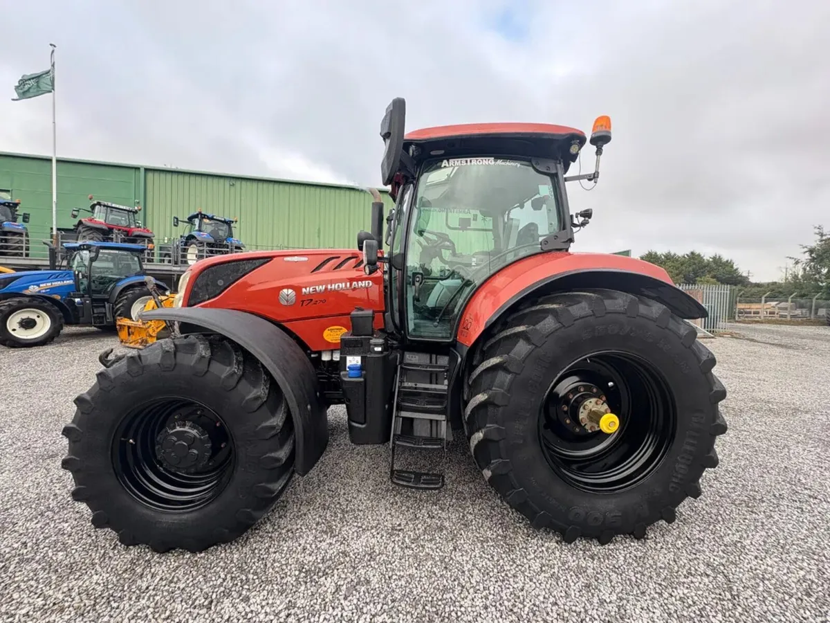 NEW HOLLAND T7.270 - Image 1