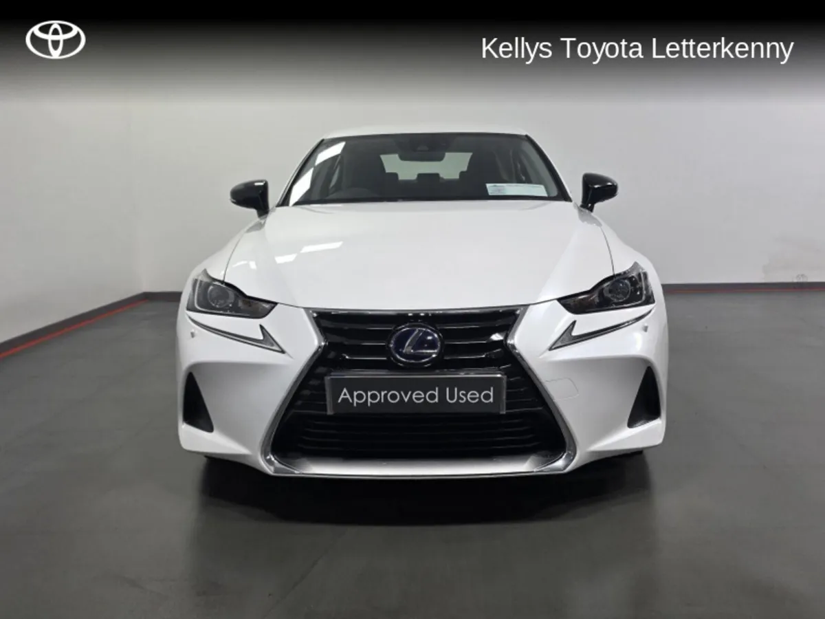 Lexus IS 300H SPORT E6 4 DOHC #144 - Image 4