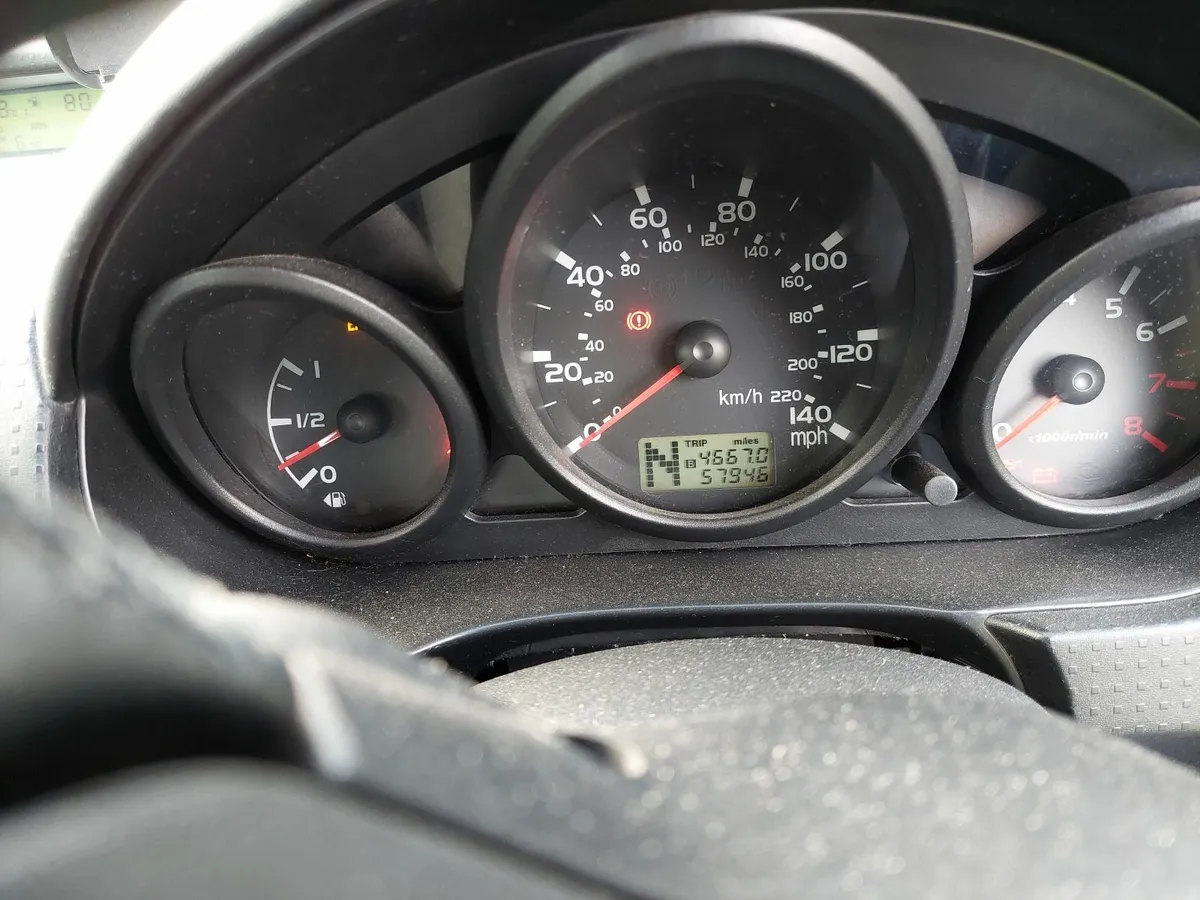 Mitsubishi Colt 2008 - Clutch needs replacement - Image 4