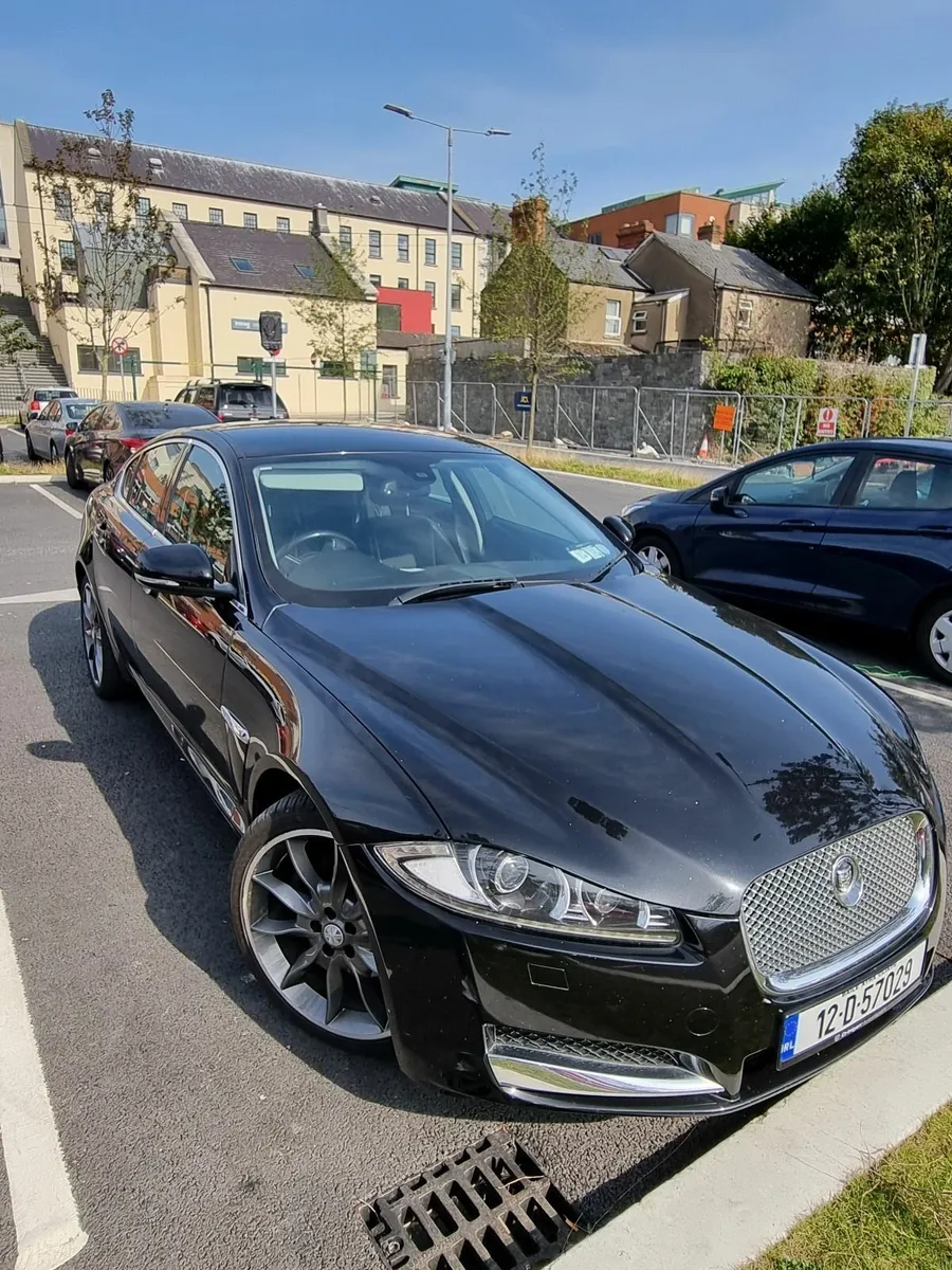 Jaguar XF 2012 - Image 1