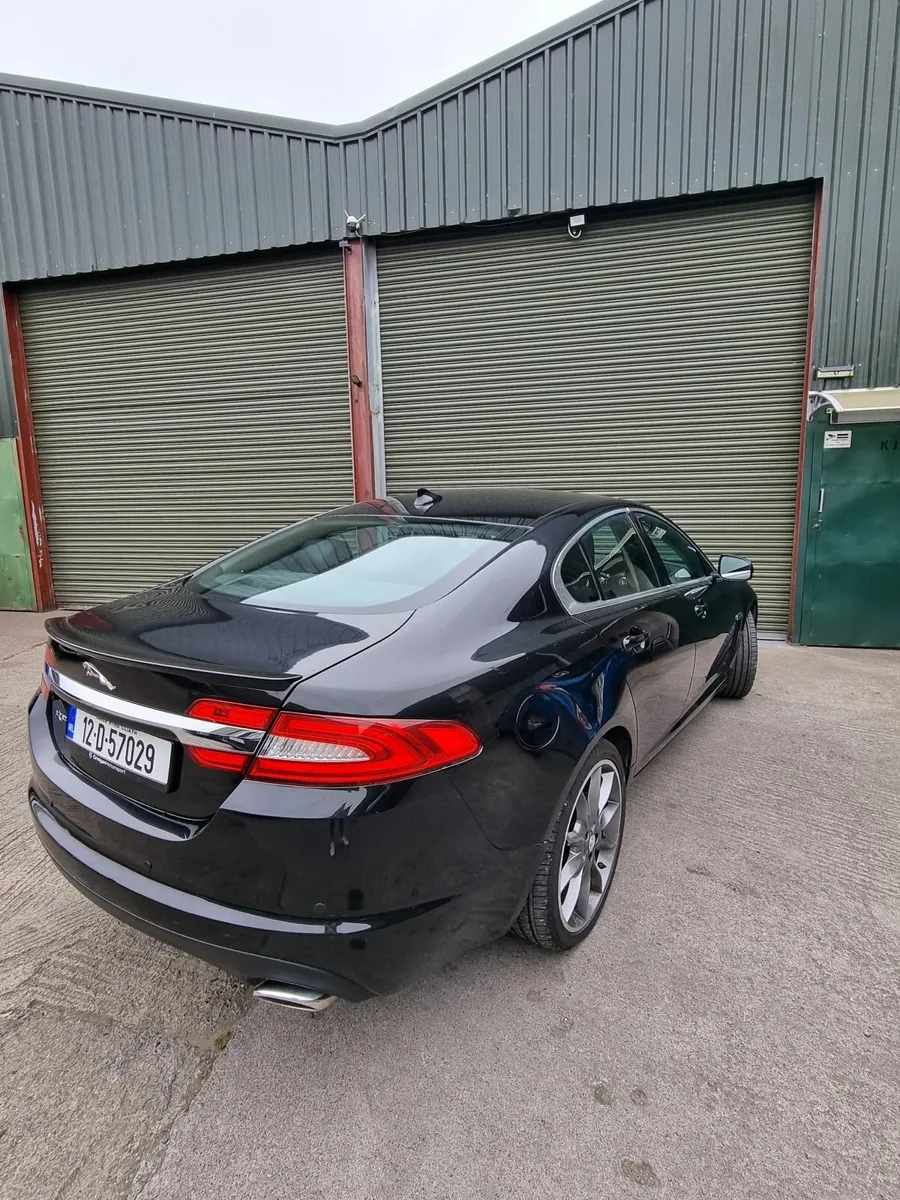Jaguar XF 2012 - Image 3