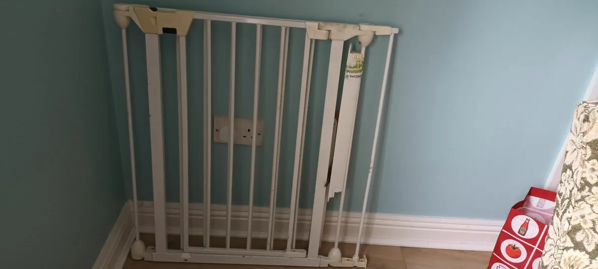 Safely gate - Image 2