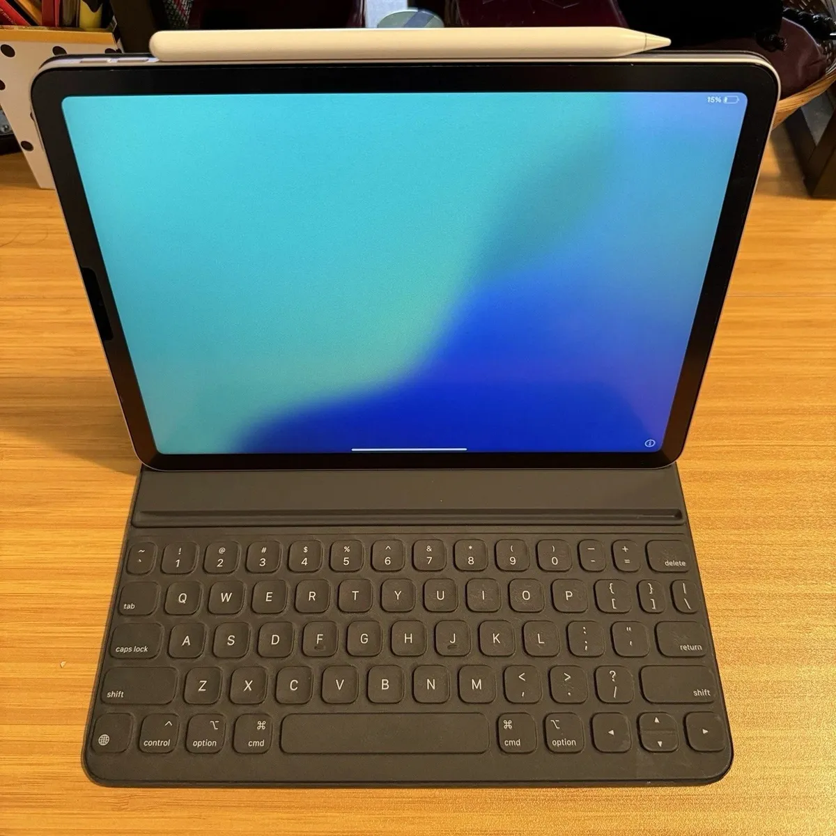 Apple iPad Air (5th Gen): with M1 chip Bundle - Image 4