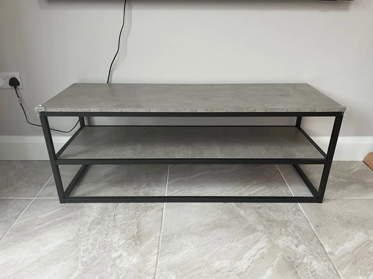 Free TV stand - Image 1