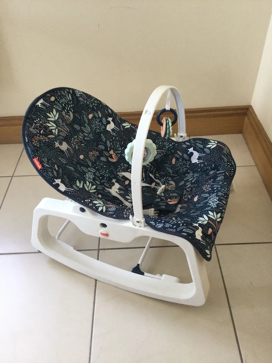 Beautiful Toddler rocker chair - Fisher Price - Image 3