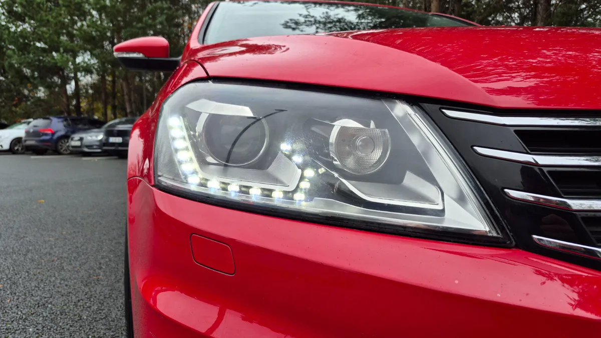 Vw Passat  1.4 TSI R -Line Auto Low Km - Image 3