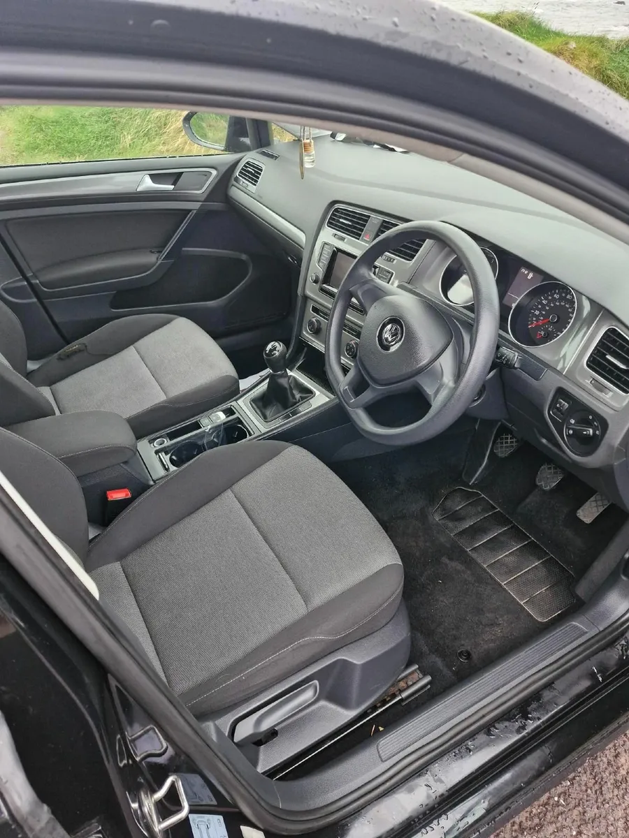 Volkswagen Golf 2014 - Image 4